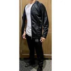 KIT 3 JAQUETA+CAMISETA+CALÇA JOGGER CONJUTO KIT COM 3 PEÇAS
