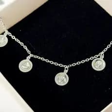 Pulseira Medalhas Estrela do Mar Concha Sereia Férias Summer Praia Clube Banhada a Prata 925