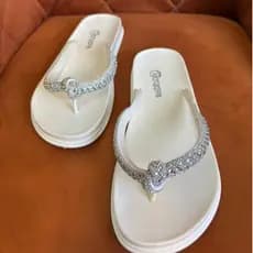 Papete Chinelo Bico Redondo Conforto Strass Moda Verão Helena Griffe Nó Brilho Blogueira Bahamas