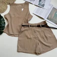 Conjunto marrant feminino de camiseta sem mangas e shorts com cinto