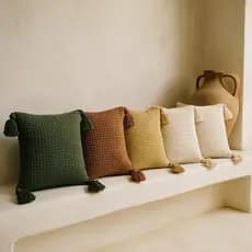 Capa de almofada boho 45x45 pompom piquet cru algodão bohochic