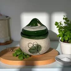 Saleiro Pequeno De Cerâmica Verde Decorado a Mão Decoração Cozinha Saleiro De Parede