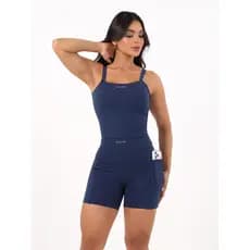 Conjunto Feminino Fitness Poliamida Short com Bolsos Laterais Meia coxa Zero transparência Blusa Regata Alcinha Look