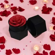 🌹 Rosa Eterna com compartimento secreto - Surpreenda seu amor! 🌹