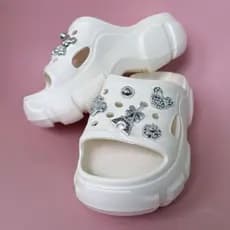 Chinelo Saltinho Babuche Leve e Corfortável com Acessórios