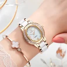 Novo relógio feminino, design oval elegante, cravejado de diamantes, relógio de quartzo à prova d'água para mulheres.