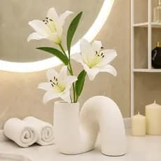 Vaso Geométrico Branco Compacto 13cm Decoração Moderna Oasis
