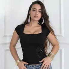 Blusas Feminina Baby Look Manga Curta Gola Quadrada Decote Quadrado Moda Casual Versátil Blogueira 2025