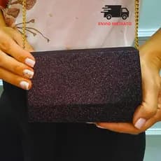 Bolsa Perfeita para Brilhar em Casamentos e Baladas: Glamour e Estilo.