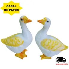 Patos Decorativos Casal em Gesso Premium – Peça Artesanal para Casa, Sala ou Presente