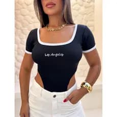 Body Feminino Cavado Canelado com Bordado Los Angeles Bicolor