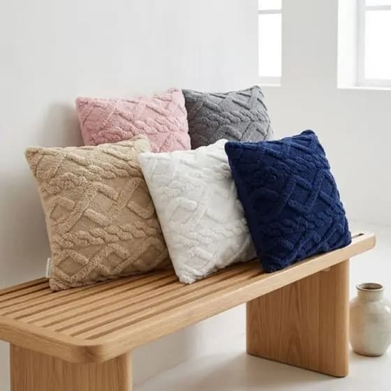 Capa de Almofada Pelúcia Tressed Plus 43CM X 43CM Decorativa Luxo Para Sofá Cama Sala Estilo Refinado