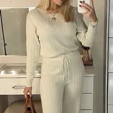Conjunto Feminino em Tricot Modelo Canelado Conjunto em Malha Conjunto de calça Exclusiva