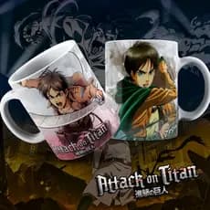 *"Caneca de Attack on Titan 325ml - Os Personagens que Você Ama na Sua Rotina! ⚔🛡"* (1 UNIDADE)