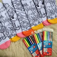 Meia de Pintar + 6 canetinhas Colorir Divertidas Meia Maluca Presente Dia Das Crianças Natal