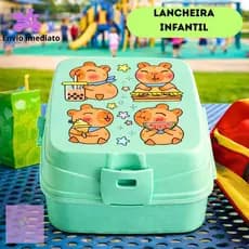 Lancheira Infantil Dupla com Divisórias e Travas Compacta e Resistente Estampa Capivara