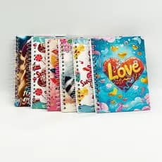 Caderno Pequeno 1/4 Capa Dura 96 Folhas – Feminino