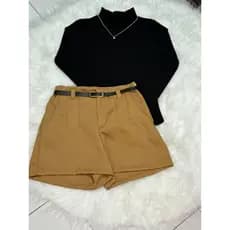 Conjunto Estilo – Short Alfaiataria com Bolsos + Cinto de Brinde + Body Manga Longa com Gola Alta