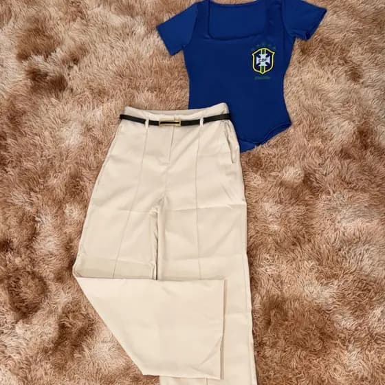 Conjunto Torcedora Brasil Calça Alfaiataria + Body Decote Quadrado Look Copa Feminino