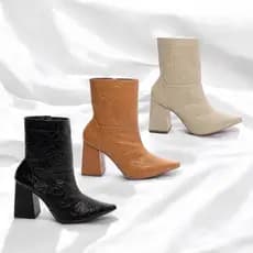 Bota Texana Salto Alto Grosso Bloco 9cm Feminina Bico Fino Cano Médio Elegante Luxo Moda Preta Bege Caramelo Torricella