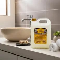 Sabonete Líquido Perolado Donnabelly Dovy 5L - Evoca elegância e suavidade. Cremoso e irresístivel
