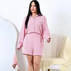 Conjunto Feminino Listrado Camisa e Shorts com Forro