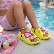 Chinelo Nuvem Menina Feminina Slide Asa Glitter Delicada