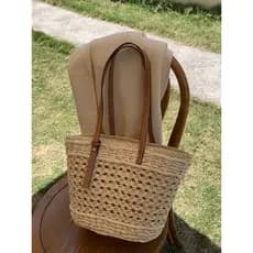 Bolsa de Palha Feminina com Alça de Couro – Estilo Praia, Verão e Casual