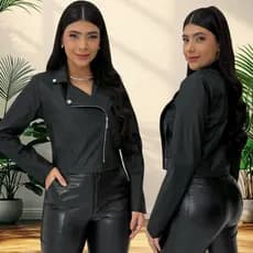 Jaqueta preta Feminina em Couro Sintético Macio | Zíper Frontal / boton decorativo