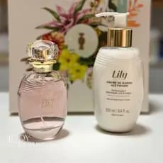 Kit Lily Blanche O Boticário 🌸 Perfume + Creme de Banho Acetinado Presente Feminino Luxuoso