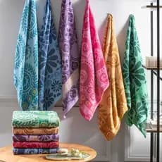 Kit de Toalhas de Banho Estampada Grande 140x70cm Felpuda Macia - Várias Cores