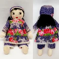 Boneca de Pano Artesanal Com Coleção de Roupas Anos 80