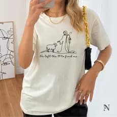 Camiseta Cristã Estampa O Bom Pastor He Left the 99 To Find Me Camisa Gospel 100% Algodão