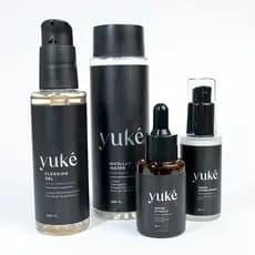 Kit Sérum Hyalu-C 30ml + Sérum Hydra-Primer 30ml + Gel Limpeza 120ml + Água Micelar 200ml - Yukê