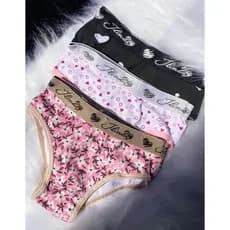 Luz Moda Infantil - Kit Combo 4 Calcinhas Infantis - Estampas Variadas e Super Confortável