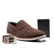 Kit Sapato Mocassim Social Casual Masculino Laboshoes Calce Fácil Camurça Marrom + Cinto + Carteira