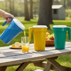 Kit Jarras Plásticas 2L Com Tampa Branca Para Água e Suco