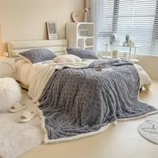Cobertor Manta Glamour Com Sherpa Lã De Carneiro Casal Dupla Face 1,90 x 2,10 Super Macia