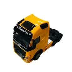 Miniatura Caminhão Volvo FH16 Globetrotter Trucado 1:50  com Som, Luz e Fricção | Edição Premium