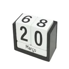 Calendário Permanente Decorativo Cubo De Mesa Madeira