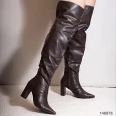 Bota Over coxa salto bloco Cano Longo Salto Alto e Bico Fino