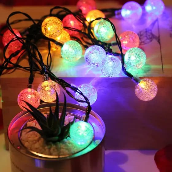 Cordão de LED com Fio Bolinhas e 8 Modos de Funcionamento - 40 Bolas Coloridas 10m