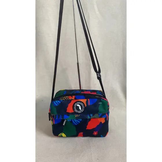 Bolsa Feminina Duas Repartições Alça Transversal Regulável 04