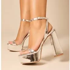Sandália Feminina Meia Pata Plataforma Alto Grosso 15cm