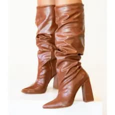 Bota Cano Longo Alto Enrugado Slouch Bico Fino Salto Alto
