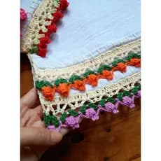 🧺 Pano de Prato com Barrado em Crochê Tulipa – Artesanal
