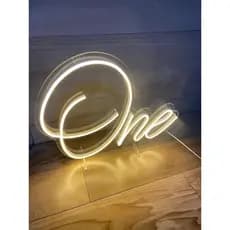 Número One Neon led branco Quente  ( 32,5 cm de largura por 25 cm de altura )