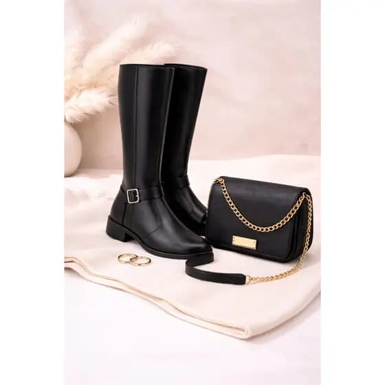 Kit Impacto e Elegância: Bota Cano Alto + Bolsa Preta para um Look Poderoso