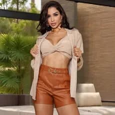 Short Couro Fake Moda Feminina + Cinto da mesma cor 🤎🖤
