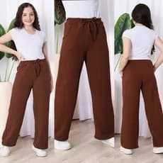 Calça Pantalona Infantil Feminina  com Bolsos em Malha Crepe Conforto e estilo Casual